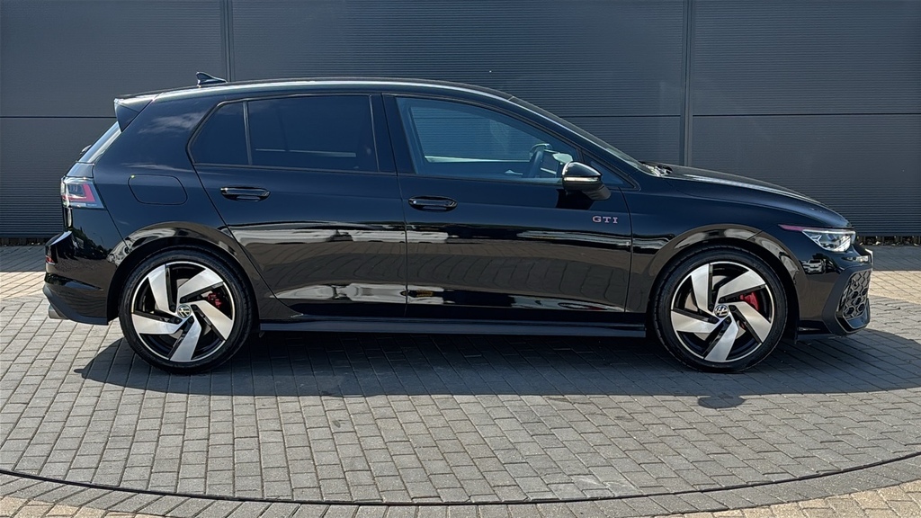 Volkswagen Golf 2.0 Tsi 265 Gti Dsg 265 Ps KN75GDF Black #4