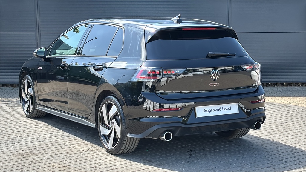 Volkswagen Golf 2.0 Tsi 265 Gti Dsg 265 Ps KN75GDF Black #3