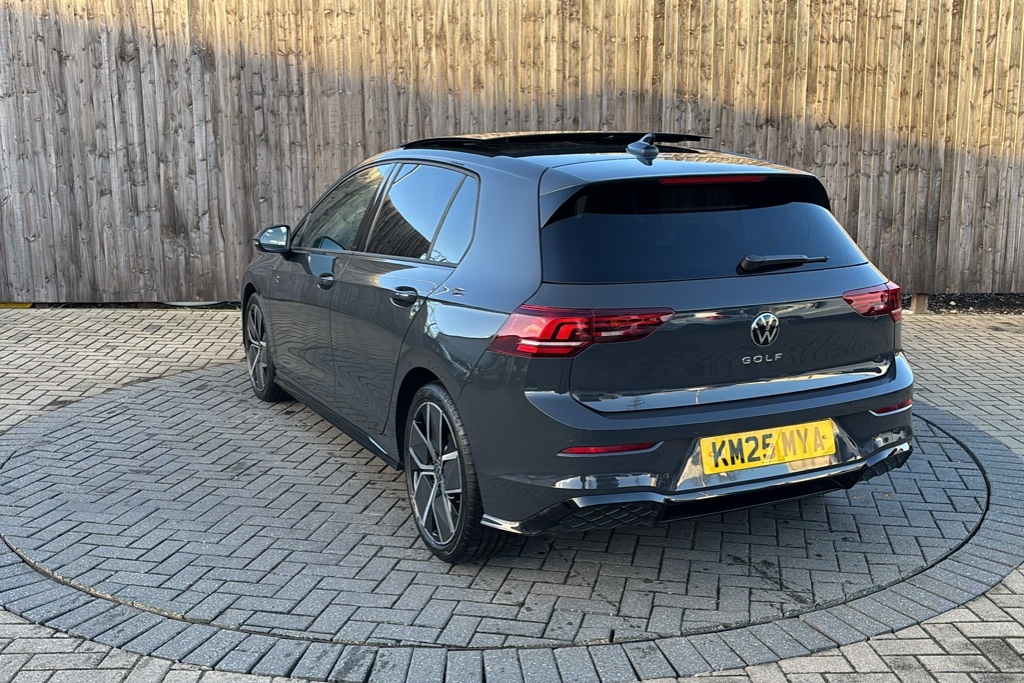Volkswagen Golf 2.0 Tdi 150 R-line Dsg 150 Ps KM25MYA Grey #3