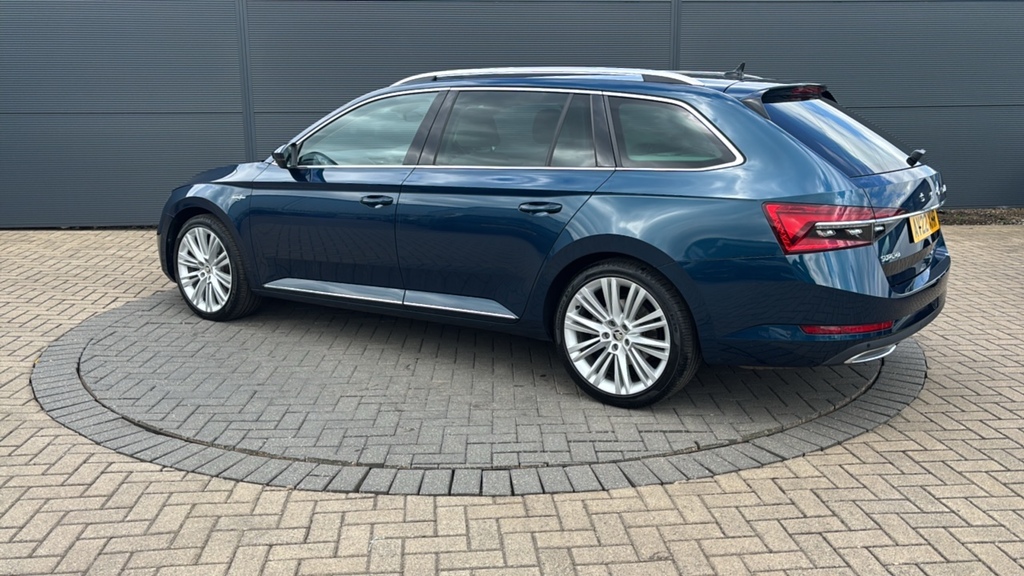 Skoda Superb 2.0 Tdi Cr 200 Laurin Klement Dsg 200 Ps Blue #3