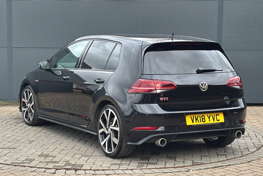 Volkswagen Golf 2.0 Tsi 245 Gti Performance Dsg 245 Ps VK18YVC Black #3