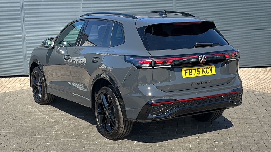 Volkswagen Tiguan 2.0 Tsi 265 4Motion Black Edition Dsg 265 Ps Grey #3