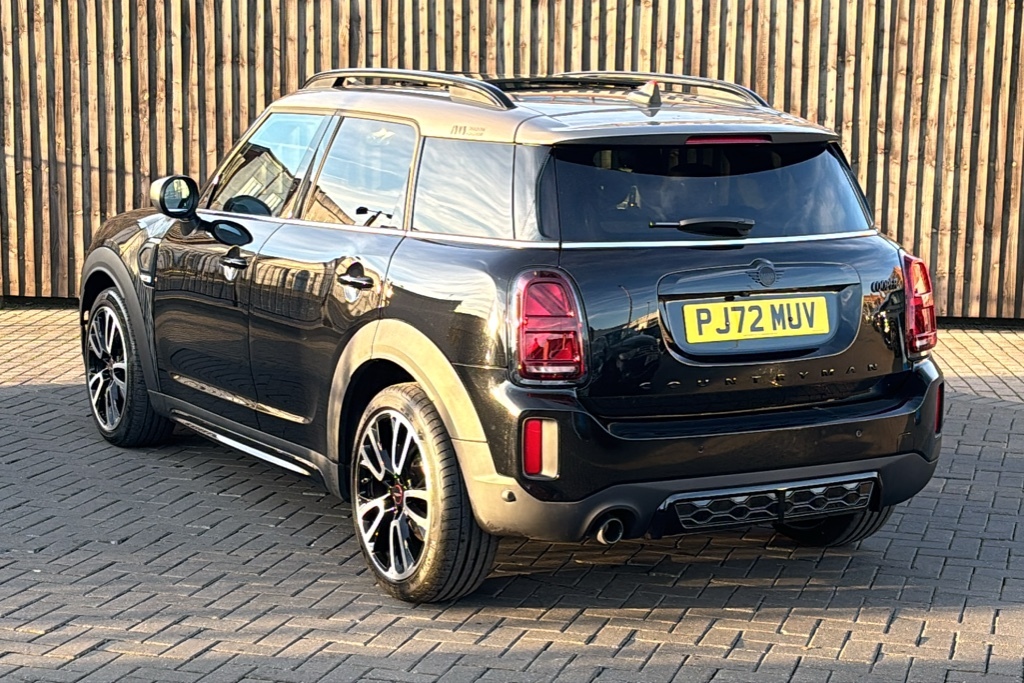 Mini Countryman 1.5 Cooper Shadow Edition Comfnav Pk PJ72MUV Black #3