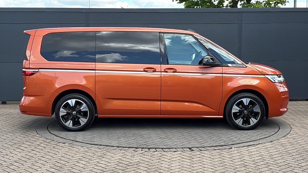Volkswagen Multivan 2.0 Tdi Style Lwb Dsg 150 Ps KY25RXU Orange #4