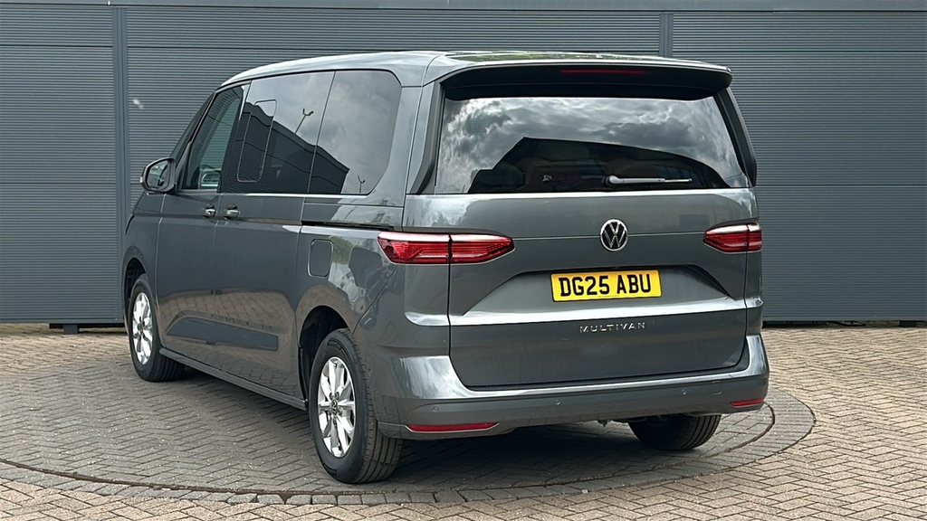 Volkswagen Multivan 2.0 Tdi Life Dsg 150 Ps DG25ABU Grey #3
