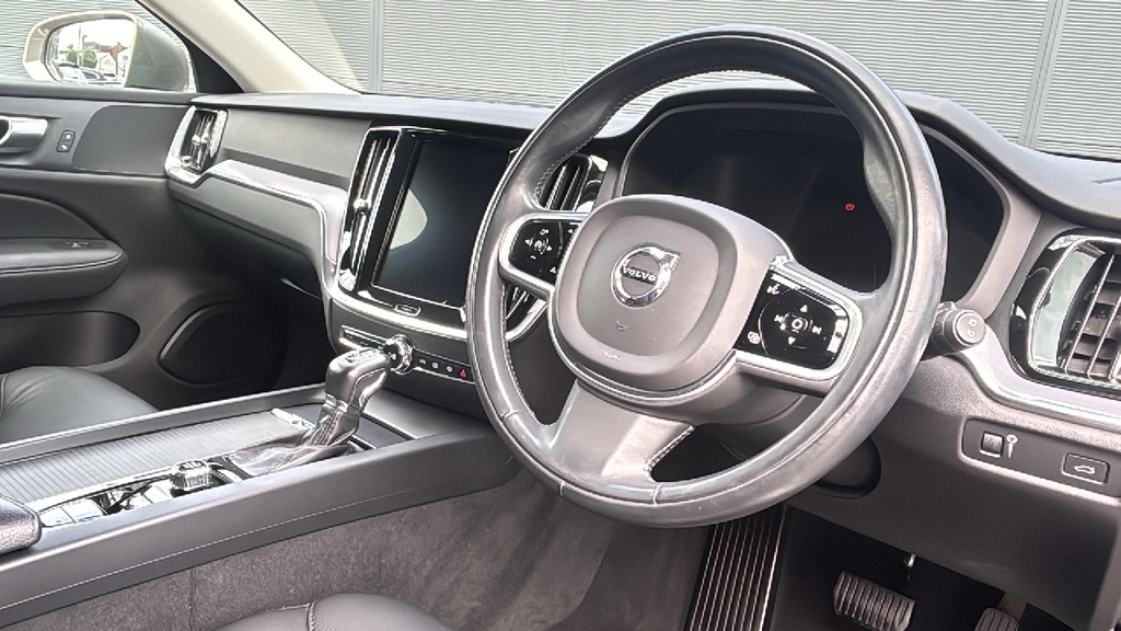 Volvo V60 2.0 T4 190 Momentum Plus 190 Ps Grey #6