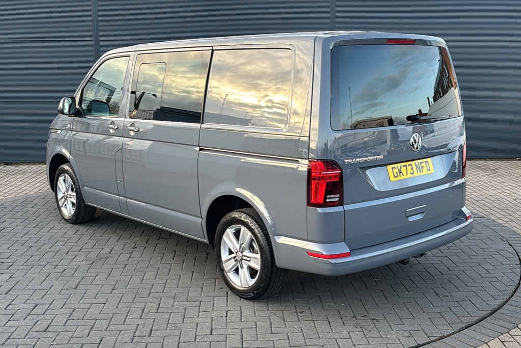 Volkswagen Transporter 2.0 Bitdi 204 Highline Kombi Van Dsg 204 Ps GK73NFD Grey #3