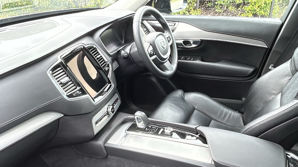 Volvo XC90 2.0 B5d 235 Plus Dark Awd Geartronic 235 Ps DY23VVO Black #2