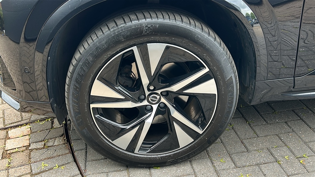Volvo XC90 2.0 B5d 235 Plus Dark Awd Geartronic 235 Ps DY23VVO Black #5