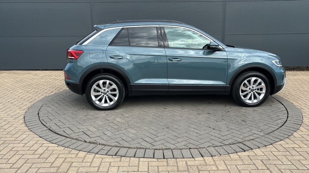 Volkswagen T-Roc 1.5 Tsi Match 150 Ps GL25YJZ Blue #4