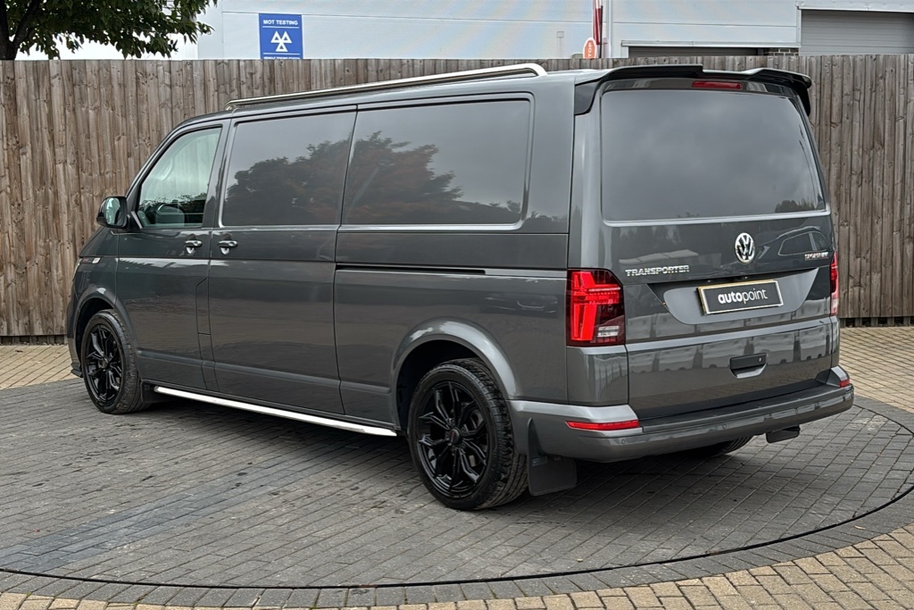 Volkswagen Transporter Sportline T32 Sportline Kombi Dsg Swb 204Ps Removable Tow B Grey #3