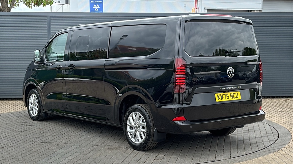 Volkswagen Transporter 2.0 Tdi 150 Commerce Pro Kombi Van 150 Ps KW75NCU Black #3