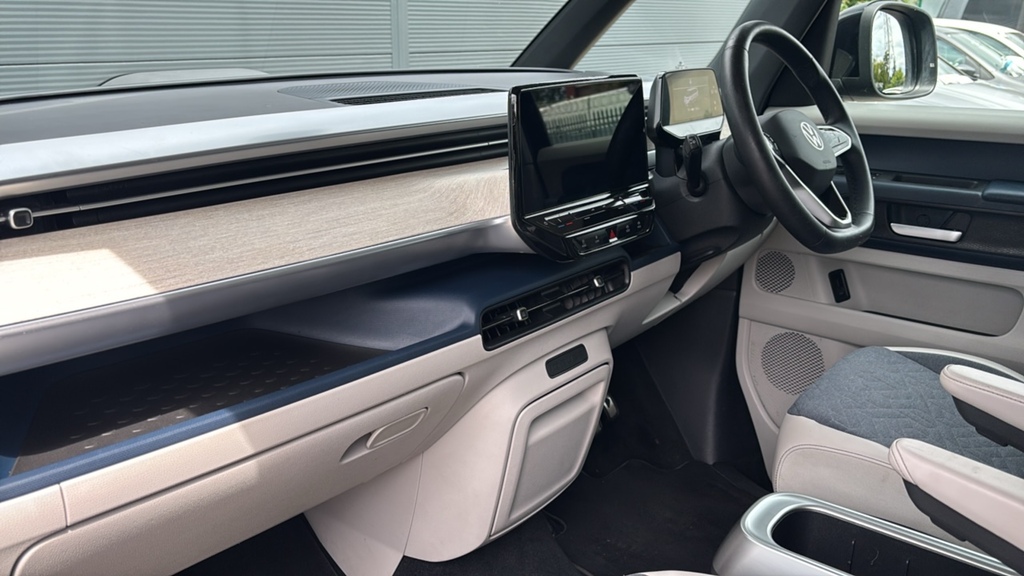 Volkswagen ID.Buzz 150Kw Style Pro 77Kwh 204 Ps DA73VVE Black #2