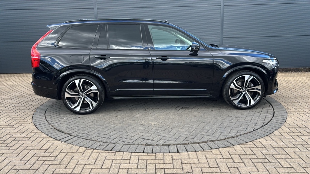 Volvo XC90 2.0 B6p Ultimate Dark Awd Geartronic 300 Ps RV24NTX Black #4