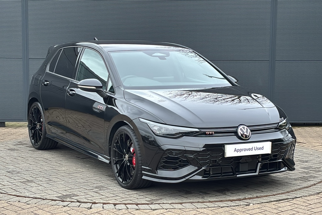 Volkswagen Golf 2.0 Tsi 300 Gti Clubsport Dsg 300 Ps Black