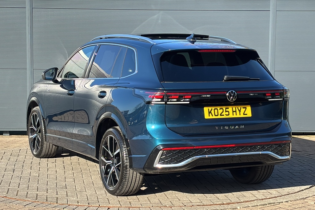 Volkswagen Tiguan 2.0 Tdi R-line Dsg 150 Ps KO25HYZ Blue #3