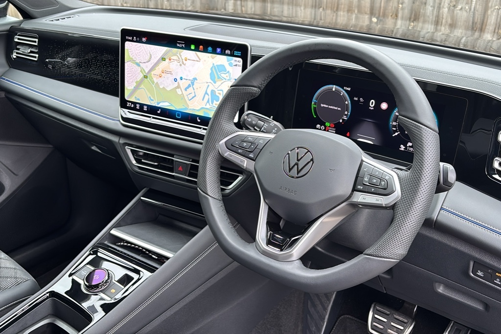 Volkswagen Tiguan 1.5 Tsi 272 Ehybrid R-line Dsg 272 Ps SM74AGV Black #6