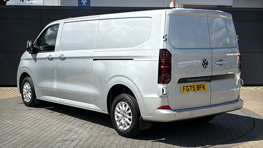 Volkswagen Transporter 2.0 Tdi 150 Commerce Pro Van 150 Ps FG75BFK Grey #3