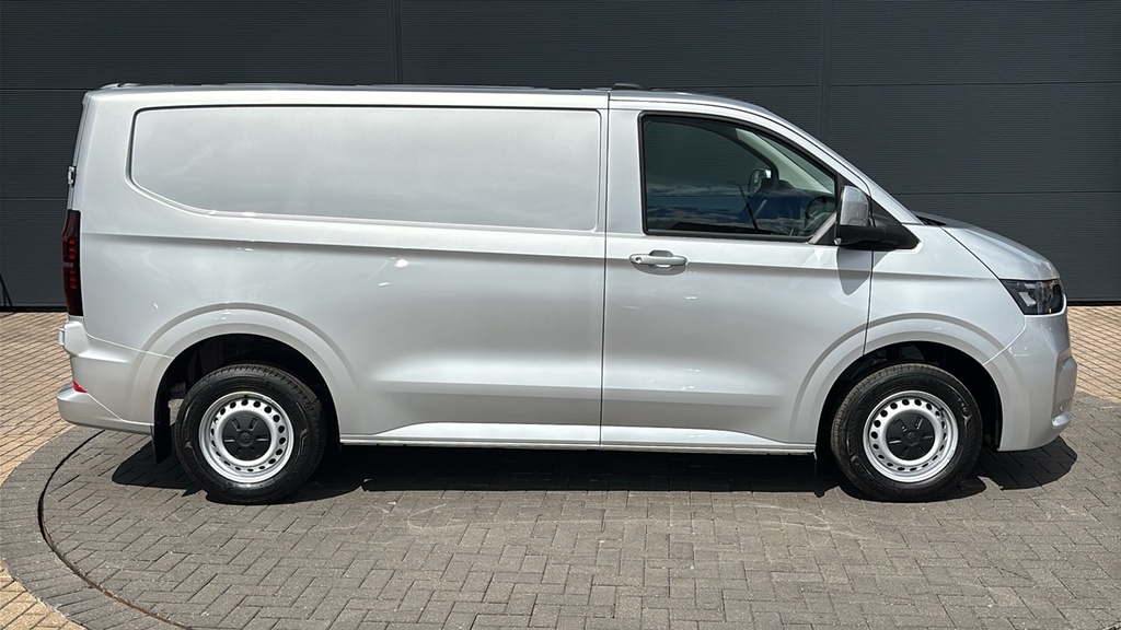 Volkswagen Transporter 2.0 Tdi 150 Commerce Plus Van 150 Ps FN26JEJ Silver #4