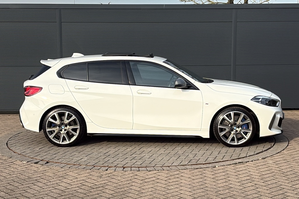 BMW 1 Series M135i Xdrive Step 306 Ps YX73EEW White #4