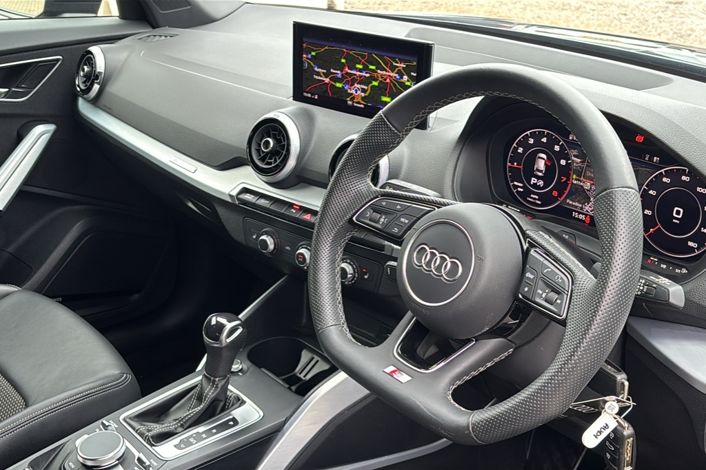 Audi Q2 35 Tfsi Black Edition S Tronic Cs 150 Ps KP23YVX Black #6