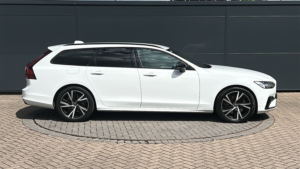 Volvo V90 2.0 B4d R Design 197 Ps YP71WDZ White #4