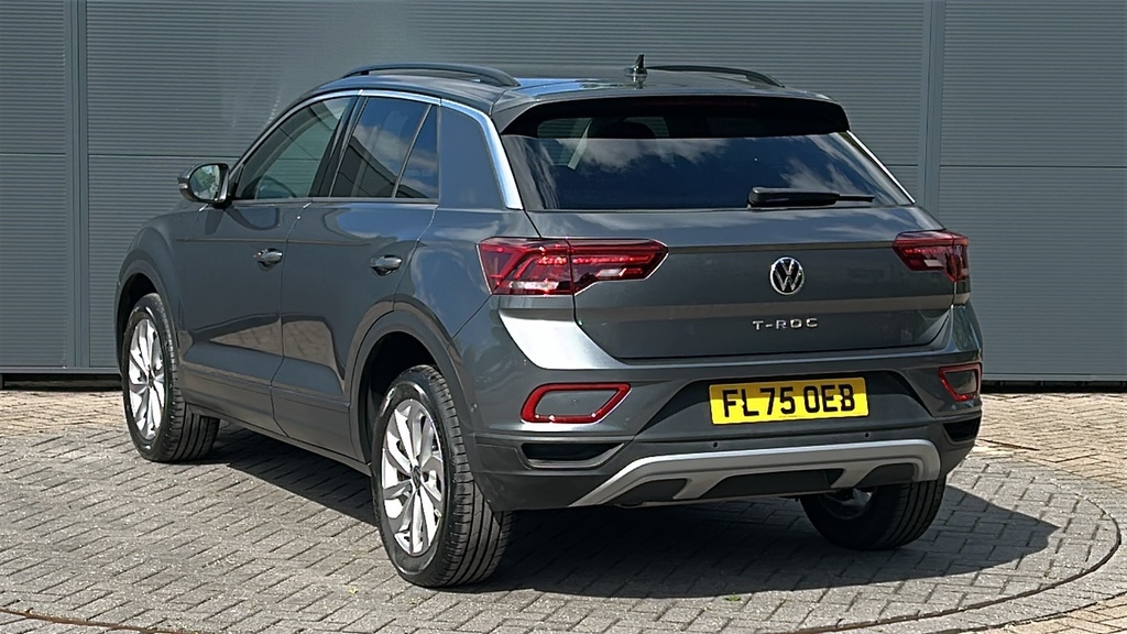 Volkswagen T-Roc 1.5 Tsi Match Dsg 150 Ps FL75OEB Grey #3