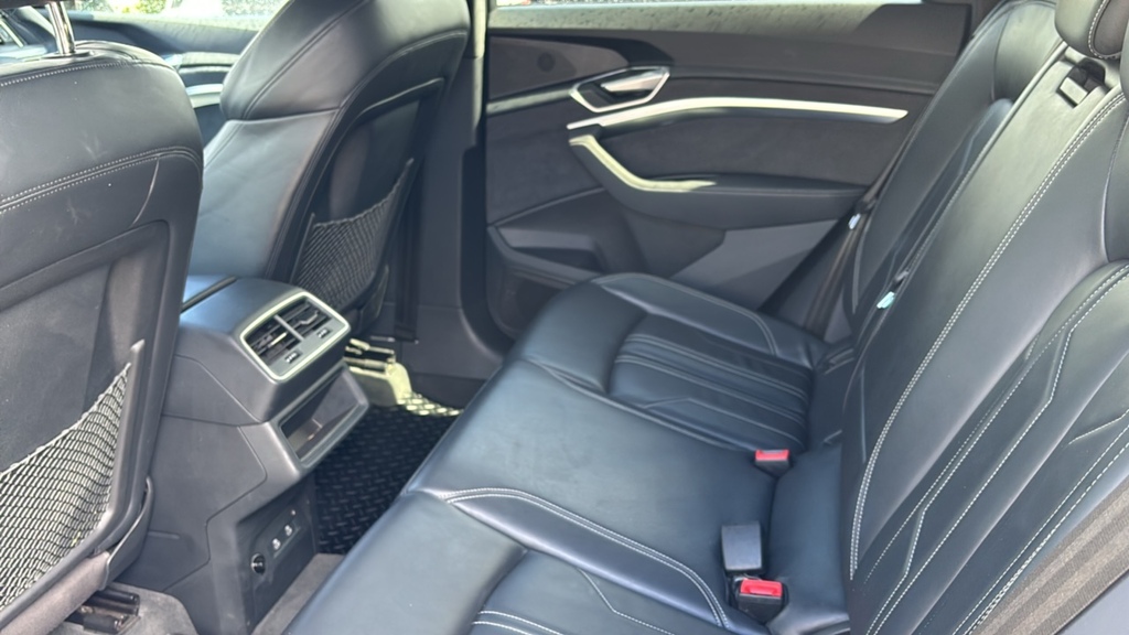 Volkswagen Suv Grey #16