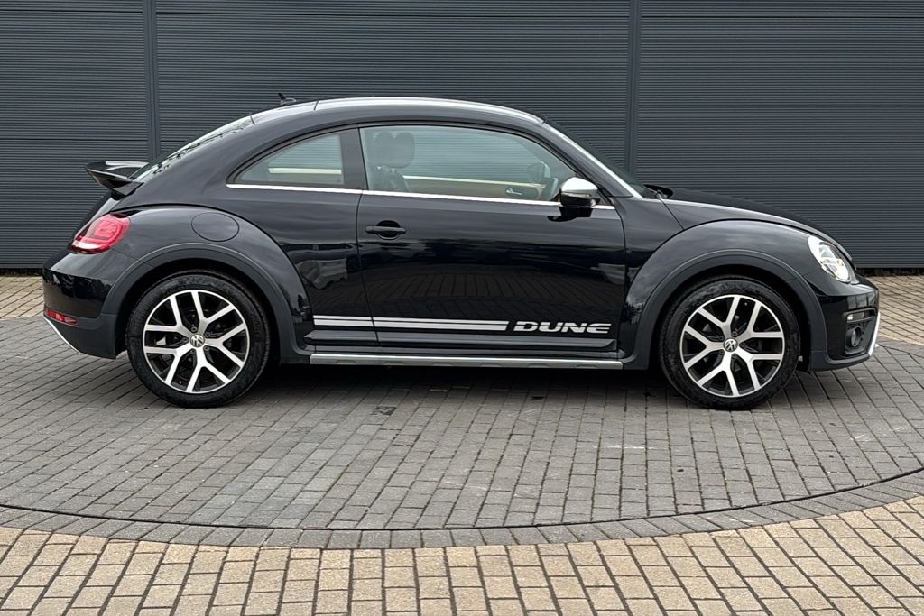 Volkswagen Beetle 1.2 Tsi Dune 105 Ps L222RUD Black #4