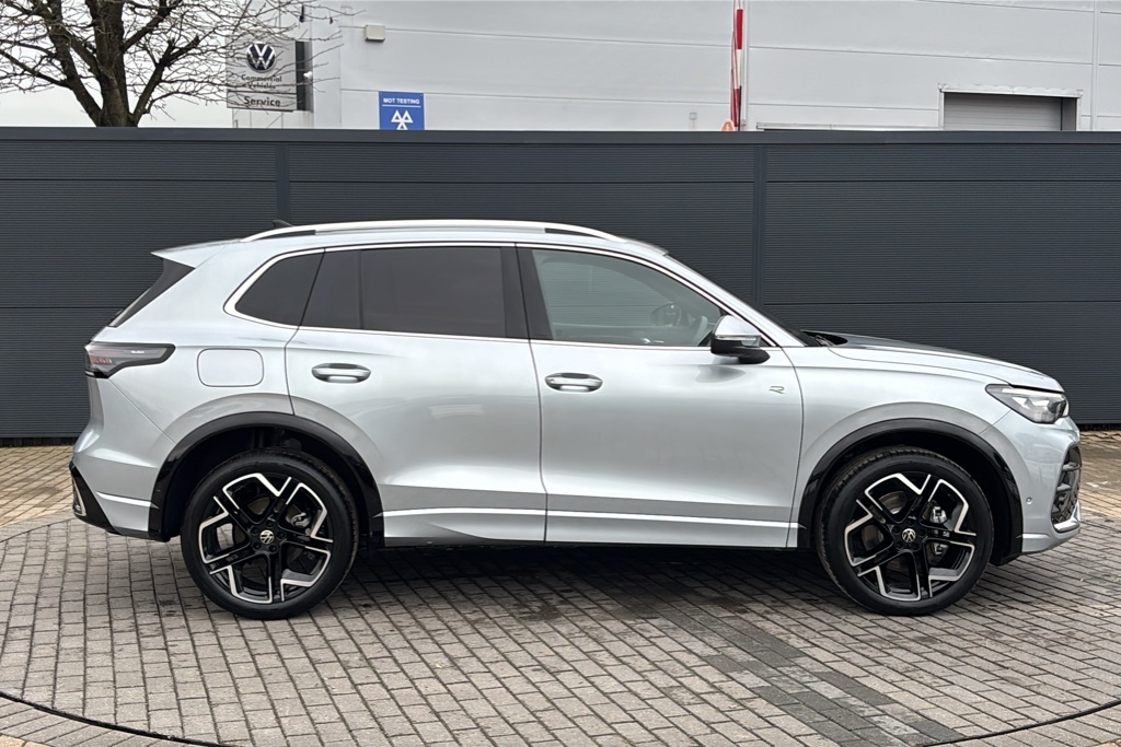 Volkswagen Tiguan 2.0 Tsi 204 4Motion R-line Dsg 204 Ps FD75VUL Silver #4
