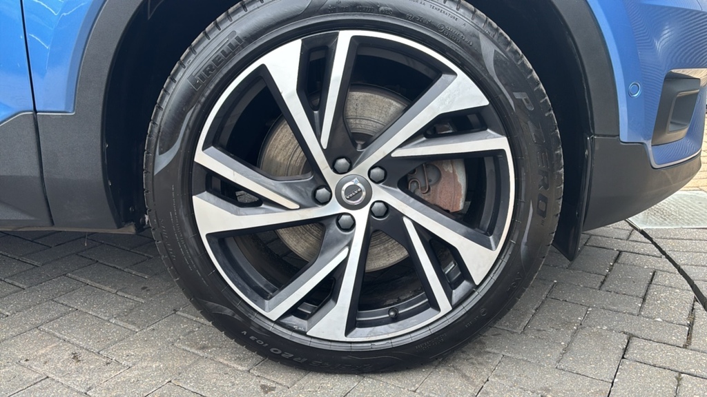 Volvo XC40 1.5 T5 Recharge Phev R Design Pro 262 Ps CK70MWJ Blue #5