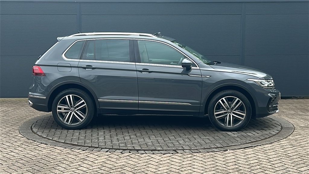 Volkswagen Tiguan 2.0 Tdi 4Motion Elegance Dsg 150 Ps CV21JBU Grey #4