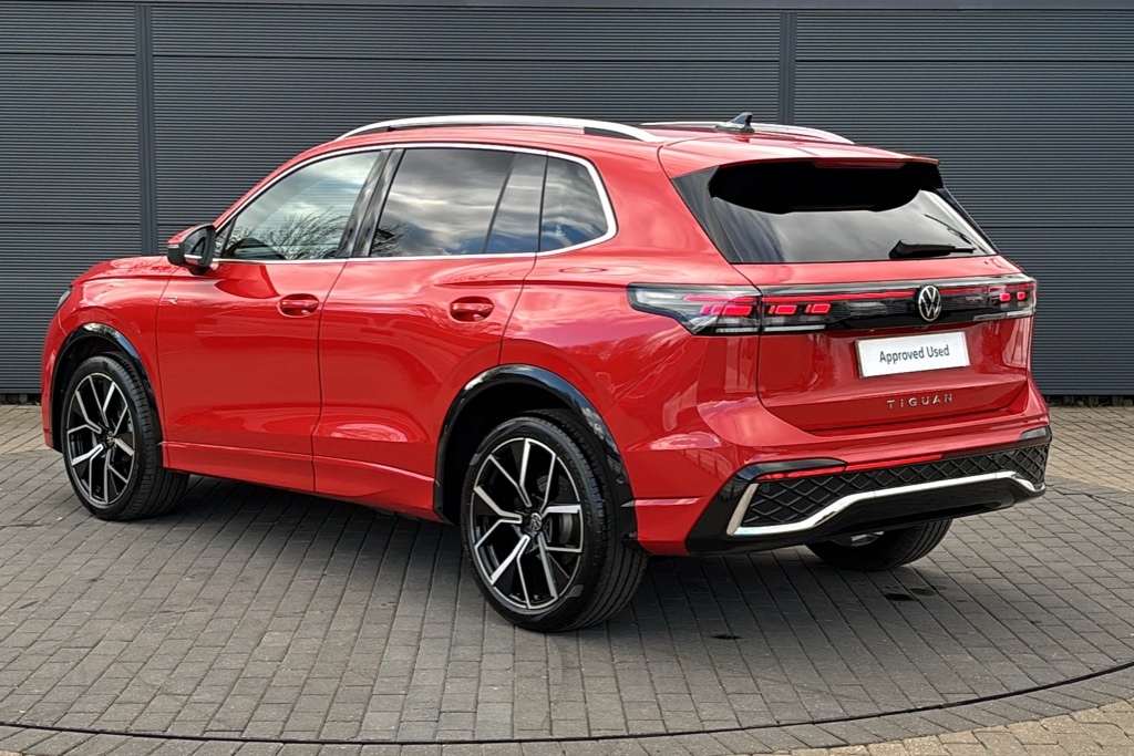 Volkswagen Tiguan 2.0 Tdi R-line Dsg 150 Ps KP25UNB Red #3