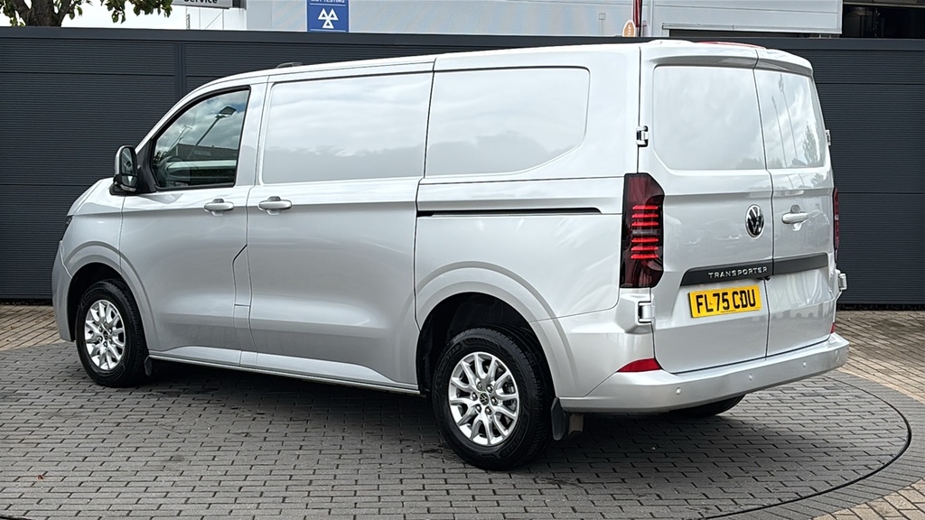 Volkswagen Transporter 2.0 Tdi 150 Commerce Pro Van 150 Ps FL75CDU Grey #3