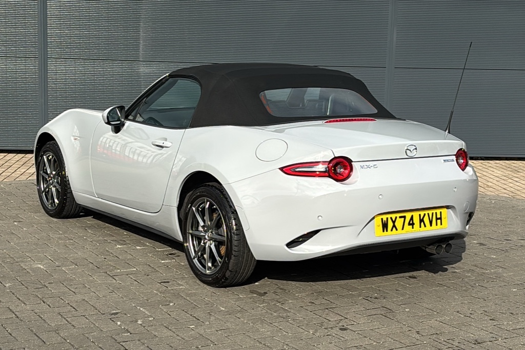 Mazda MX-5 1.5 132 Exclusive-line 132 Ps Grey #3