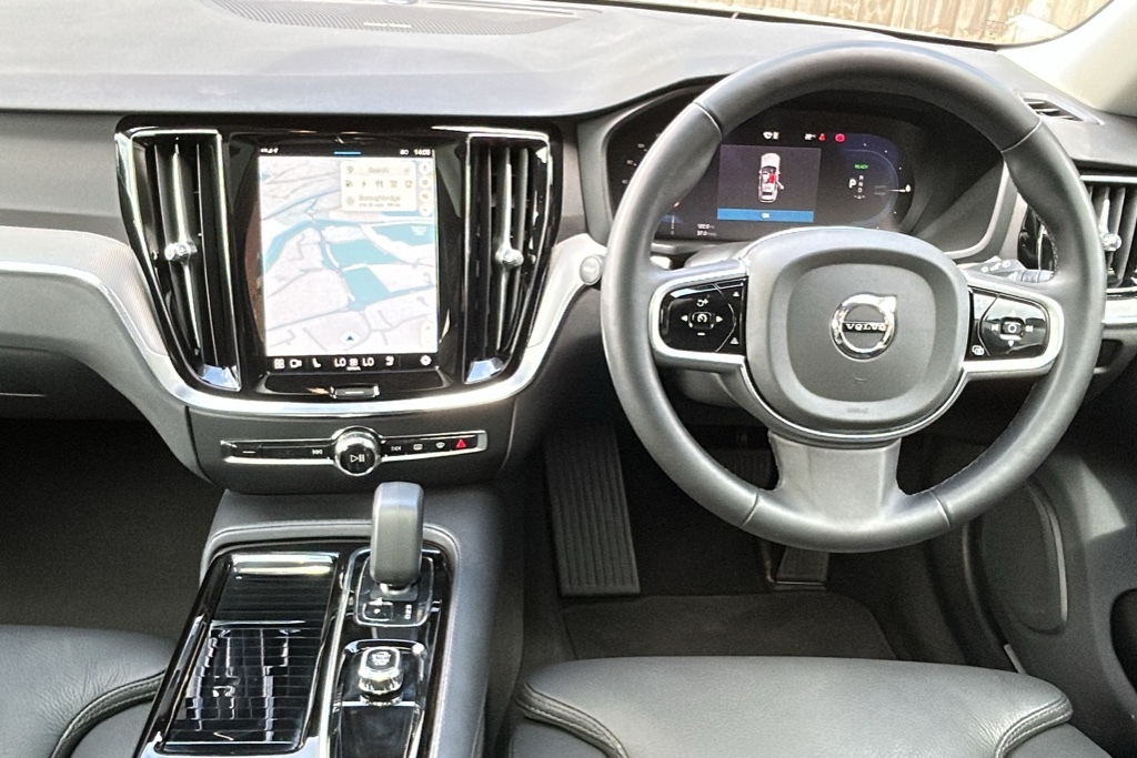 Volvo V90 Cross Country 2.0 B5p Cross Country Plus Awd 250 Ps Grey #6