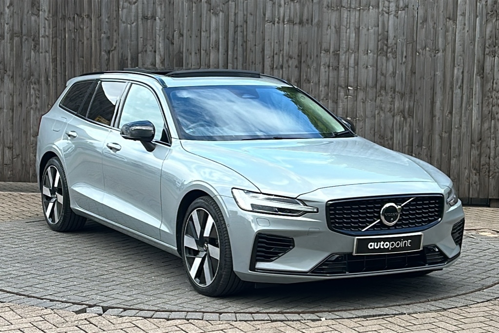 Volvo V90 Cross Country 2.0 B5p Cross Country Plus Awd 250 Ps Grey