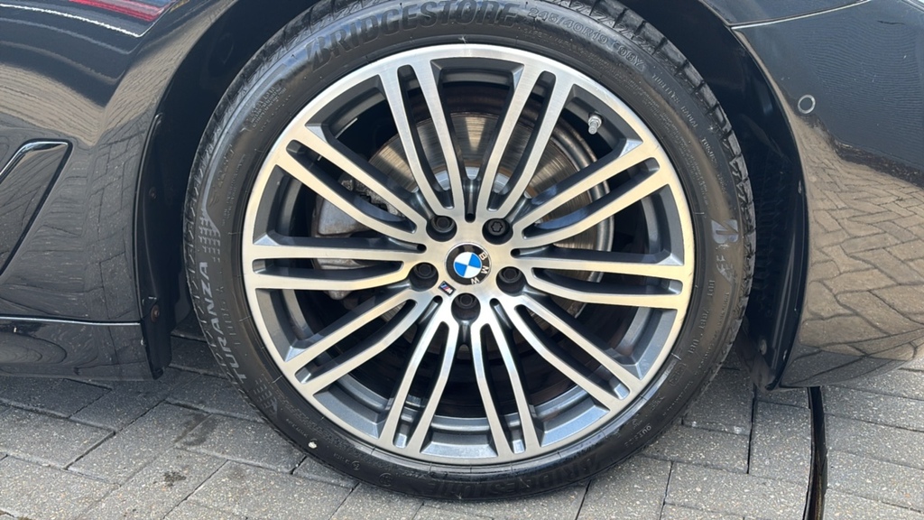 BMW 5 Series 520I M Sport 184 Ps LC68ZRP Black #5