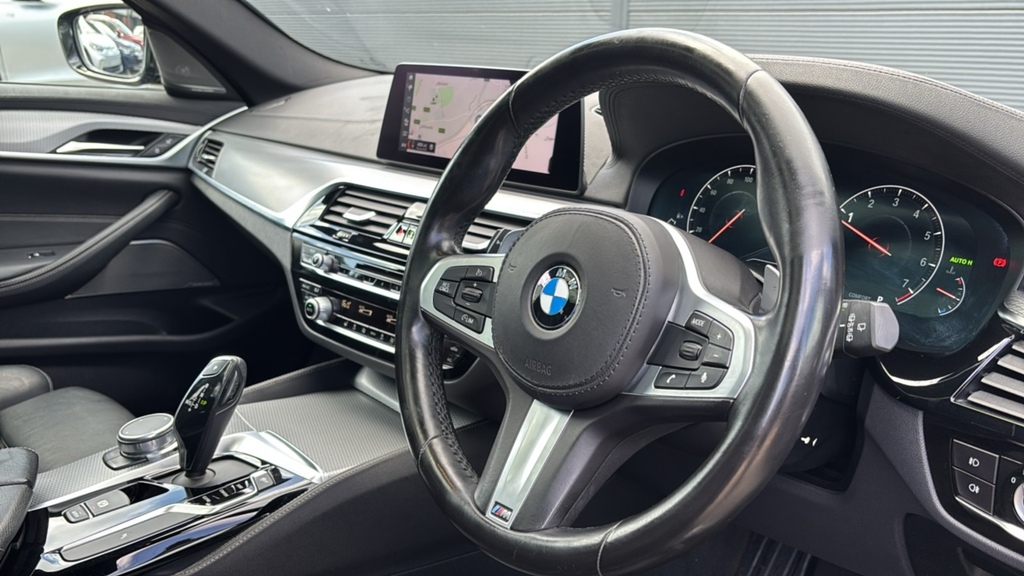 BMW 5 Series 520I M Sport 184 Ps LC68ZRP Black #6