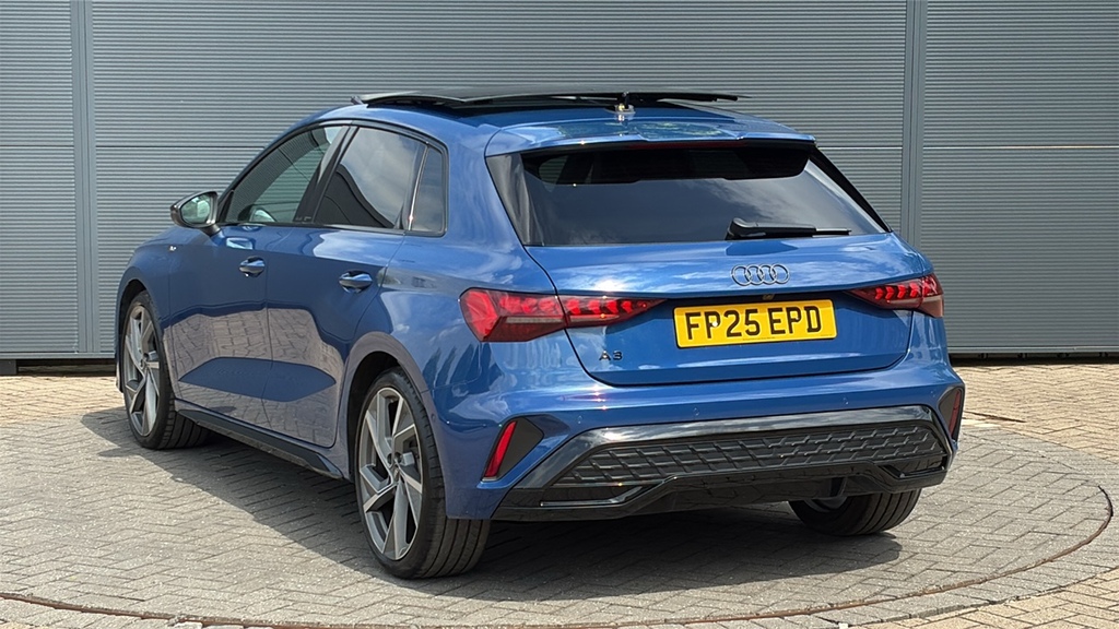 Audi A3 35 Tfsi Black Edition S Tronic Tech Pack 15 FP25EPD Blue #3