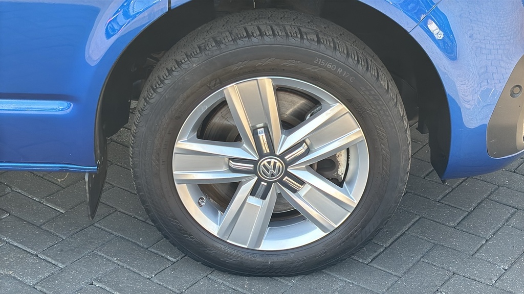 Volkswagen Transporter 2.0 Bitdi 204 Highline Kombi Van 4Motion Dsg 204 WJ22LKN Blue #5
