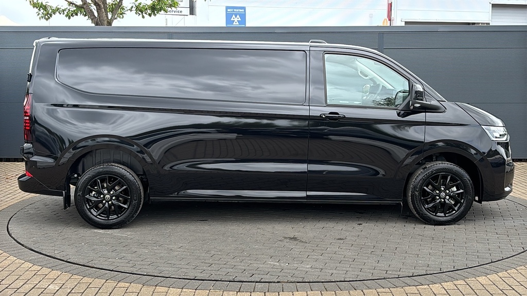 Volkswagen Transporter 2.0 Tdi 170 Commerce Pro Van 170 Ps KP26VGL Black #4