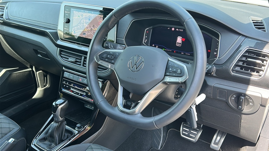Volkswagen T-Cross 1.5 Tsi Black Edition Dsg 150 Ps White #6