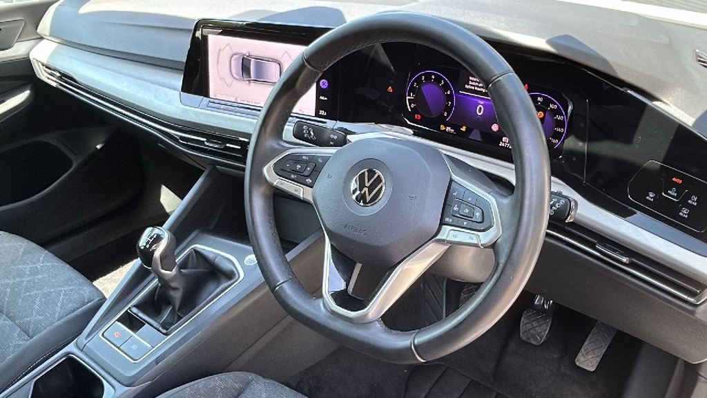Volkswagen Golf 1.5 Tsi Life 130 Ps FL72WNY White #6