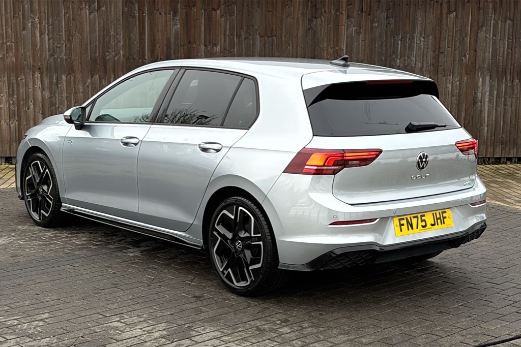 Volkswagen Golf 1.5 Etsi 150 R-line Dsg 150 Ps FN75JHF Silver #3