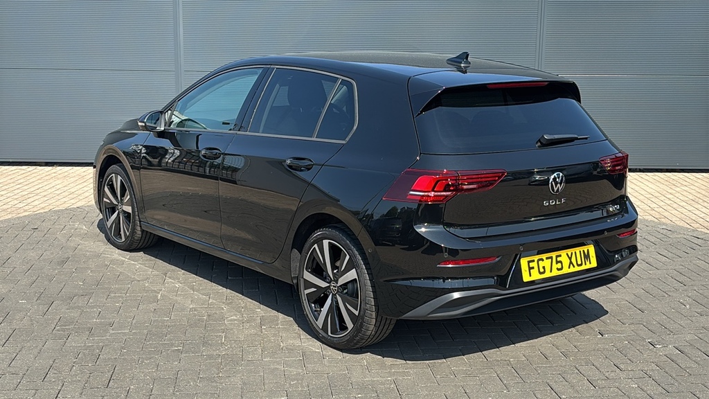 Volkswagen Golf 1.5 Etsi 150 Match Dsg 150 Ps FG75XUM Black #3