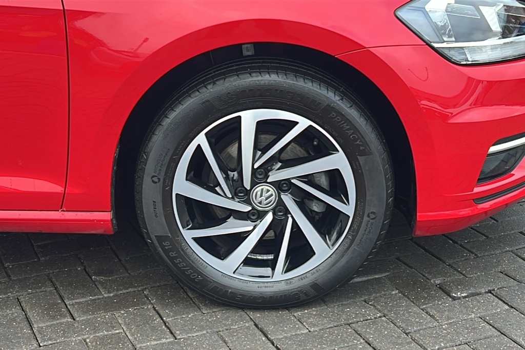 Volkswagen Golf 1.0 Tsi 115 Match 115 Ps Red #5