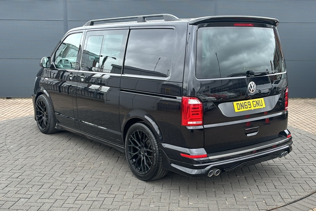 Volkswagen Transporter 2.0 Bitdi Bmt 204 Highline Kombi Van Dsg 204 Ps DN69GNU Black #3