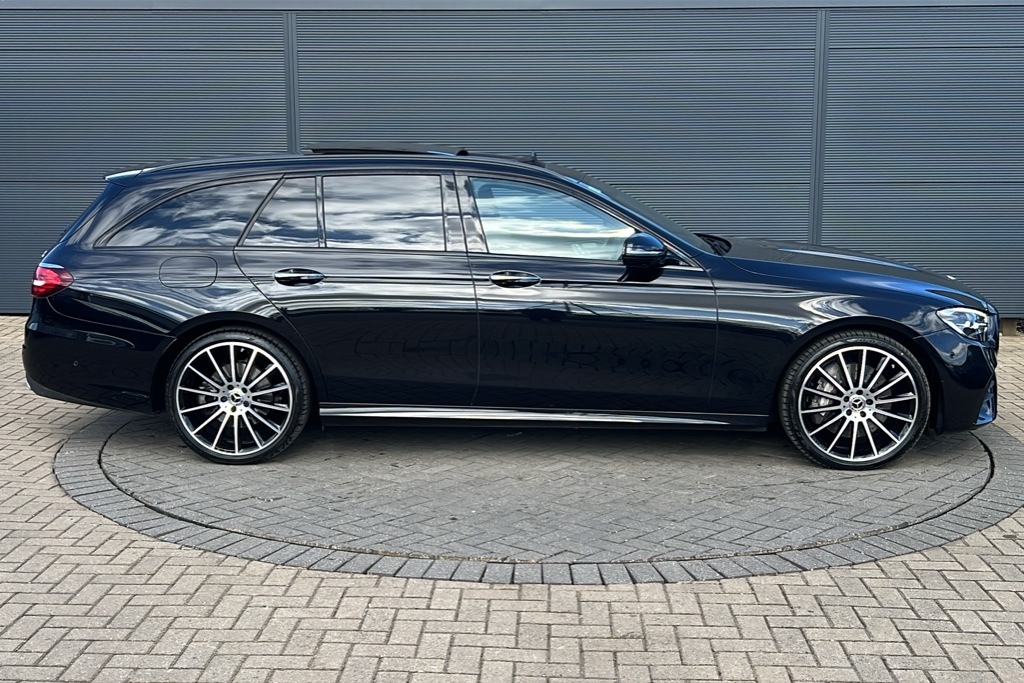 Mercedes-Benz E Class E400d 4Matic Amg Line Night Ed Prem 9G-tronic DS10MBZ Black #4