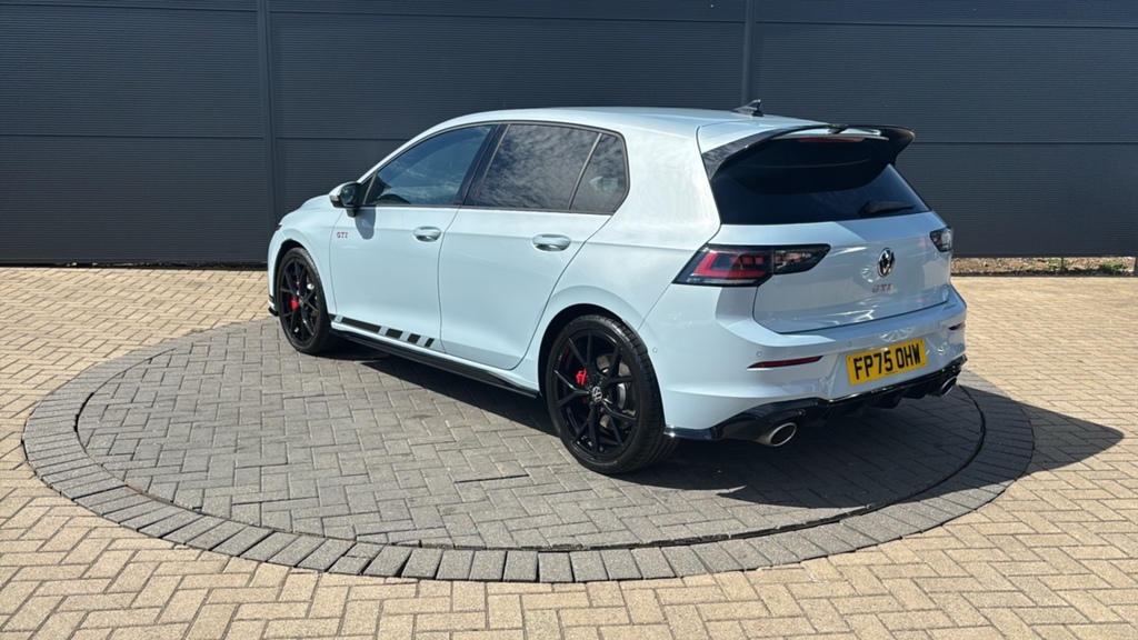 Volkswagen Golf 2.0 Tsi 300 Gti Clubsport Dsg 300 Ps FP75OHW Blue #3
